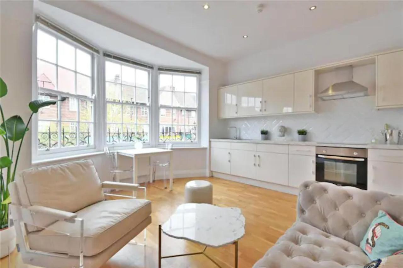 Luxury 3 Bed Apartment - Huge Outdoor Terrace & Amazing Transport Links Лондон Экстерьер фото
